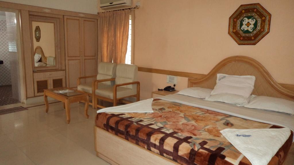 Kishkinda Heritage Resort Хампи Стая снимка