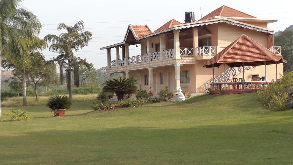 Kishkinda Heritage Resort Хампи Екстериор снимка