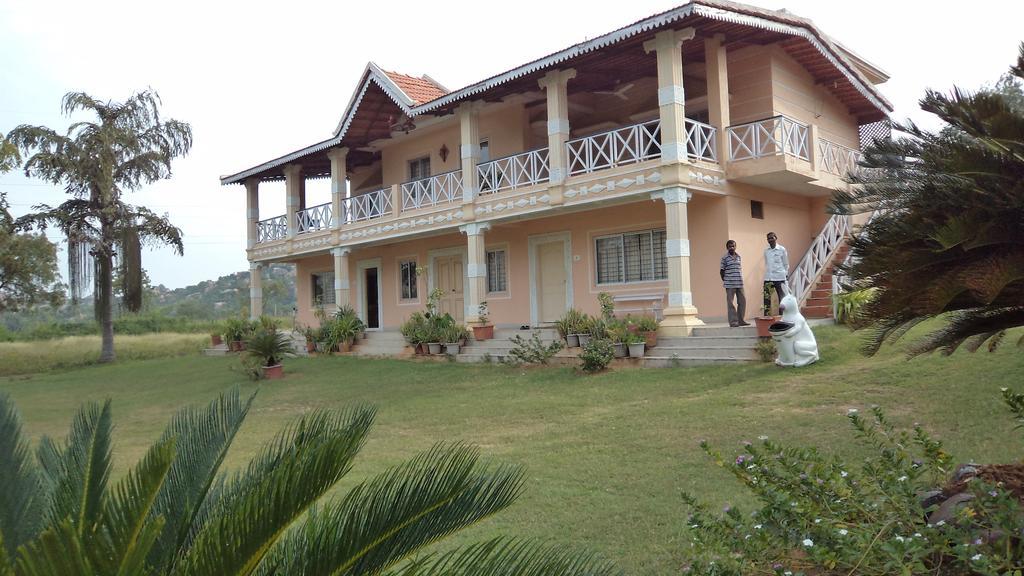 Kishkinda Heritage Resort Хампи Екстериор снимка