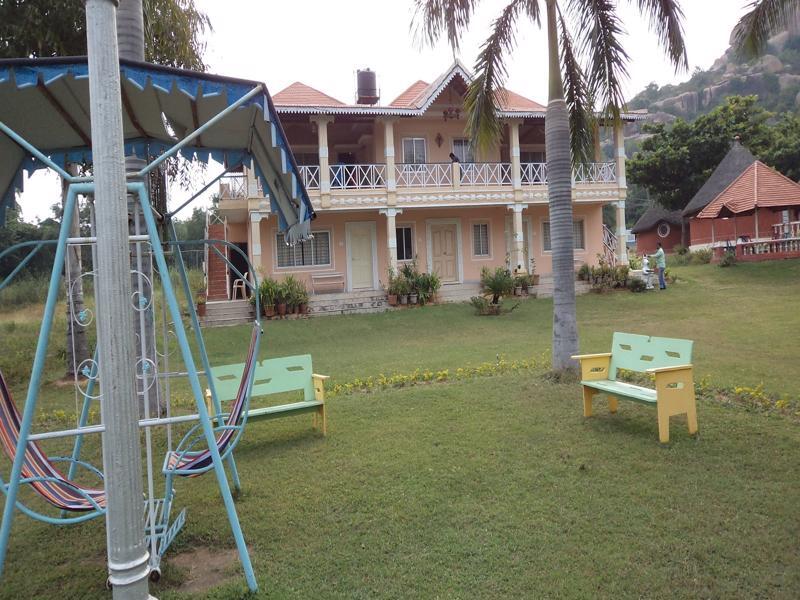 Kishkinda Heritage Resort Хампи Екстериор снимка